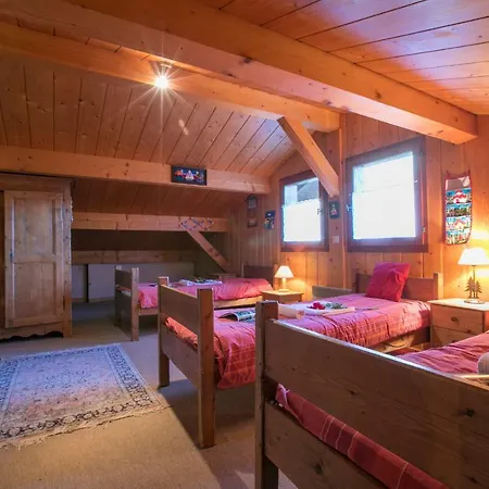 Les Praz-de-chamonix Chalet Sleeps 11 * Шамони