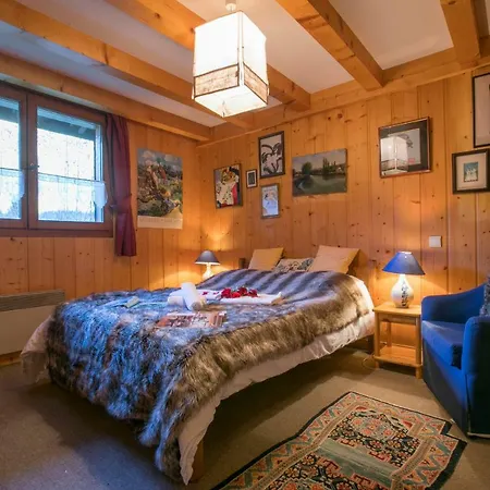 Шале Les Praz-de-chamonix Chalet Sleeps 11